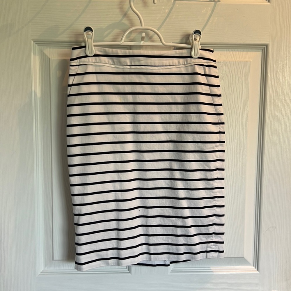 The limited skirt size 2